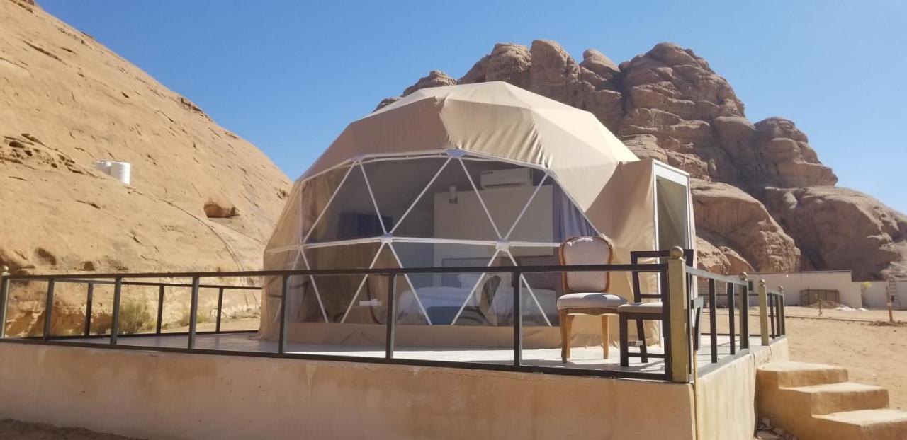 Tower Rum Camb Wadi Rum Eksteriør billede