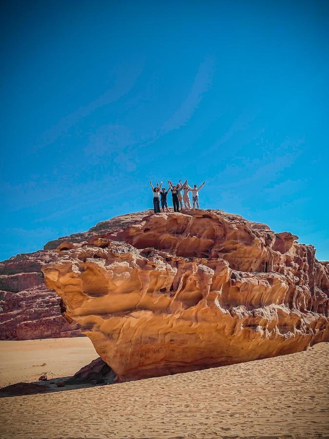 Tower Rum Camb Wadi Rum Eksteriør billede