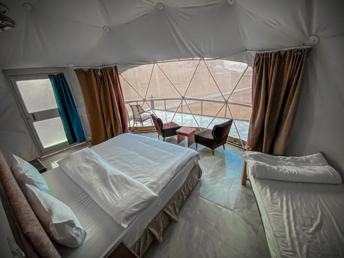 Tower Rum Camb Wadi Rum Eksteriør billede