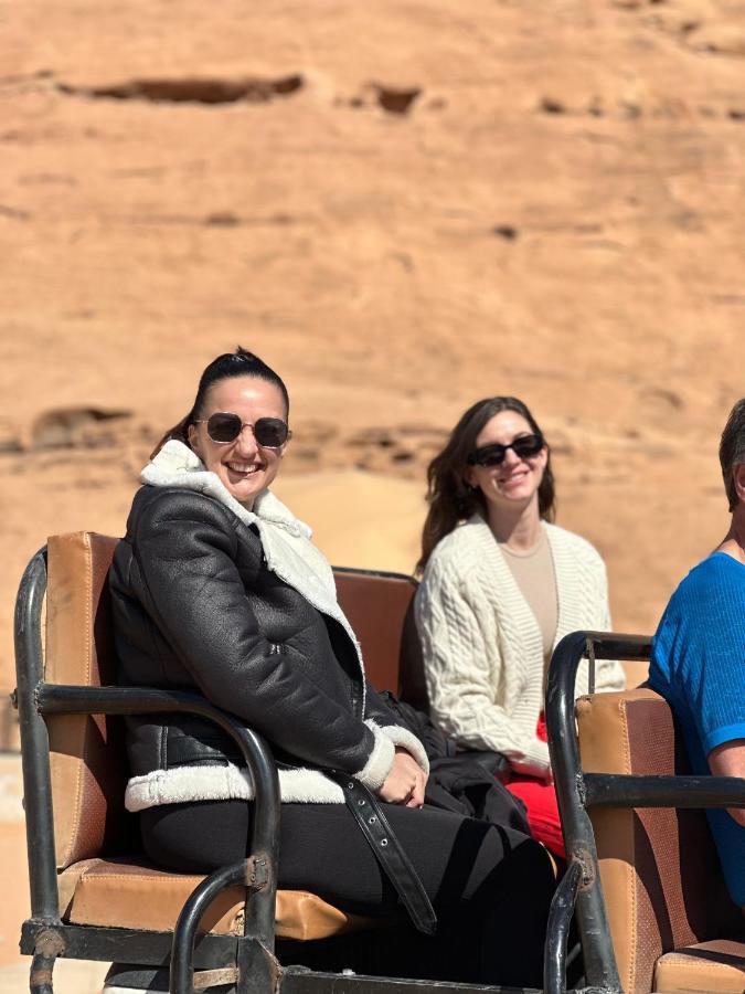 Tower Rum Camb Wadi Rum Eksteriør billede