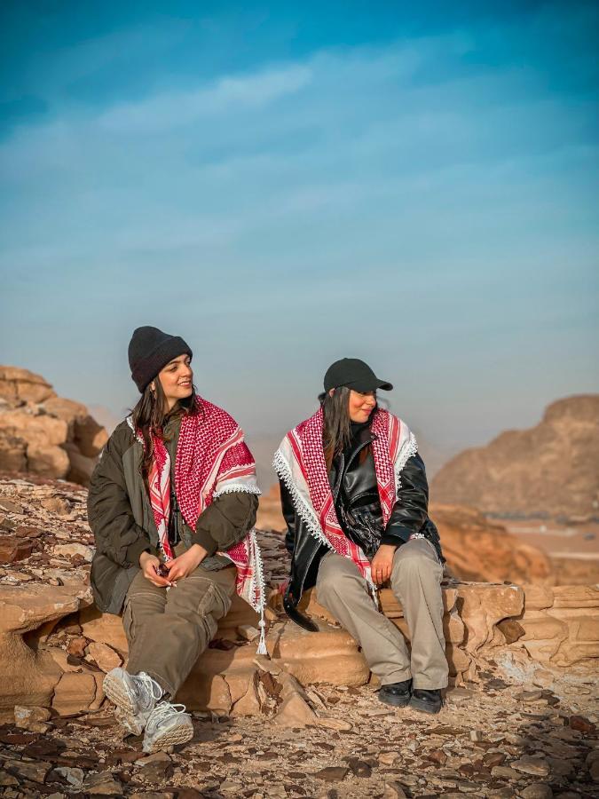 Tower Rum Camb Wadi Rum Eksteriør billede