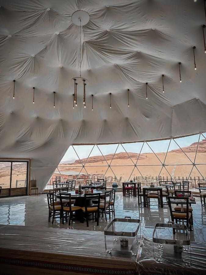 Tower Rum Camb Wadi Rum Eksteriør billede