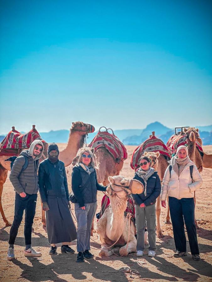 Tower Rum Camb Wadi Rum Eksteriør billede