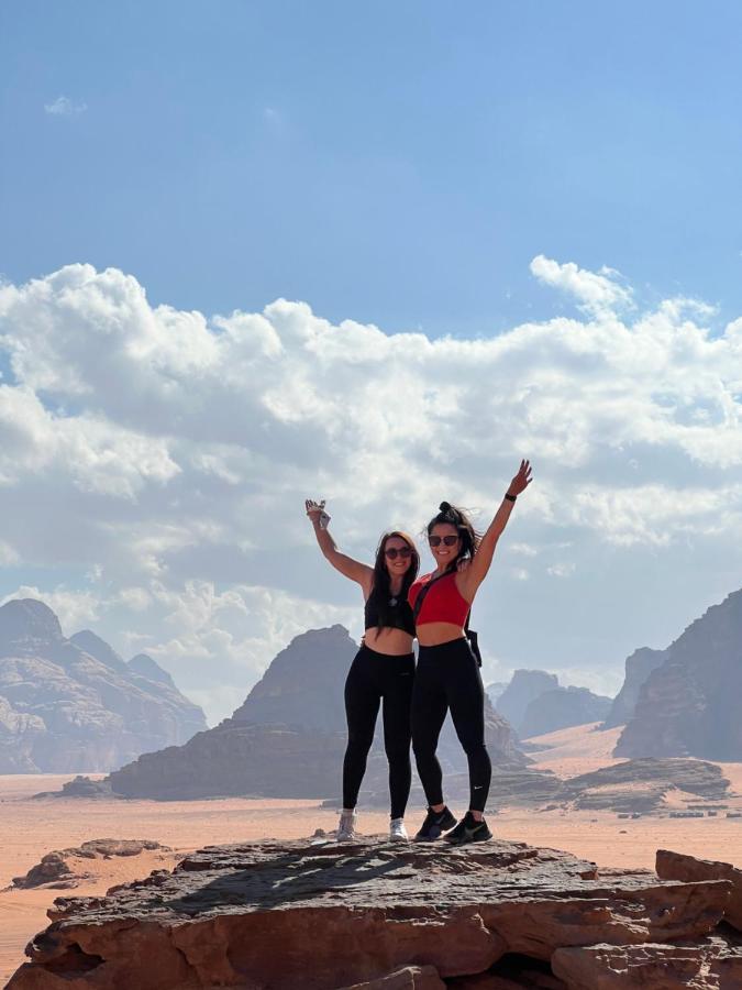 Tower Rum Camb Wadi Rum Eksteriør billede